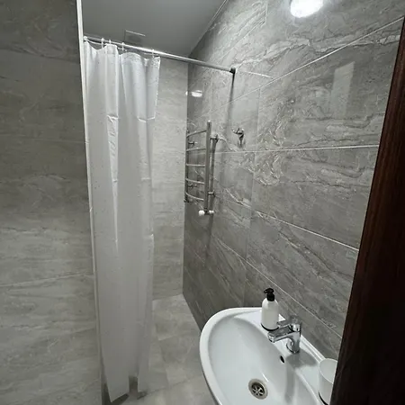 Hostel апарт-готель олімпік Λβιβ